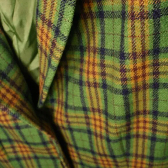 Trendy Green Checker Blazer - Picture 4 of 6